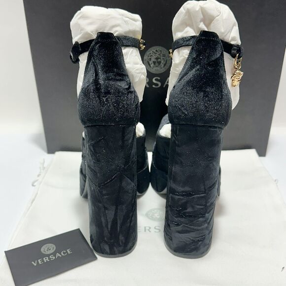 Versace Aevitas Platform Pumps EU 39/ US 9 Black Velvet Shoe Crystal NIB $1,575 - Picture 9 of 15